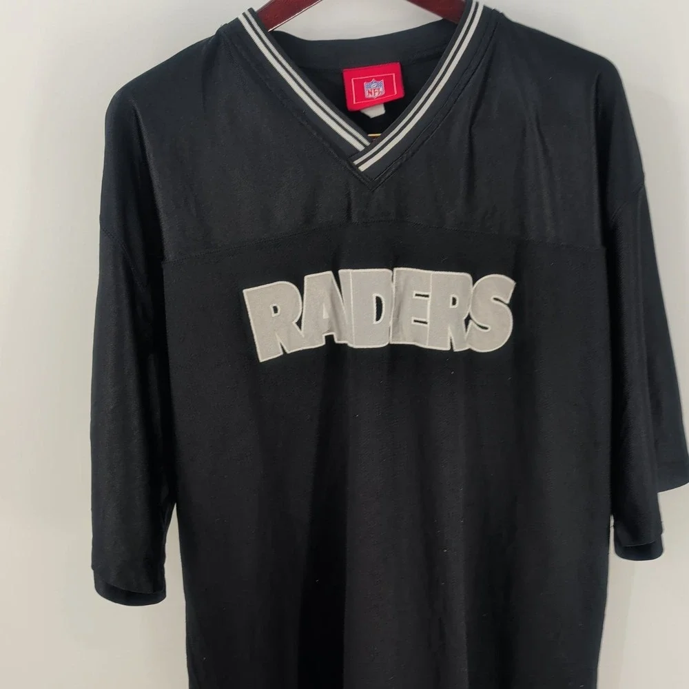 VTG Y2K Los Angeles Raiders Football NFL Castrol Mens Black V-Neck Jersey‎ Sz L